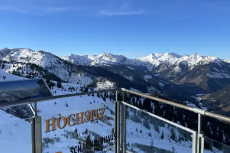 Panoramablick vom Hochsitz auf der Riesneralm